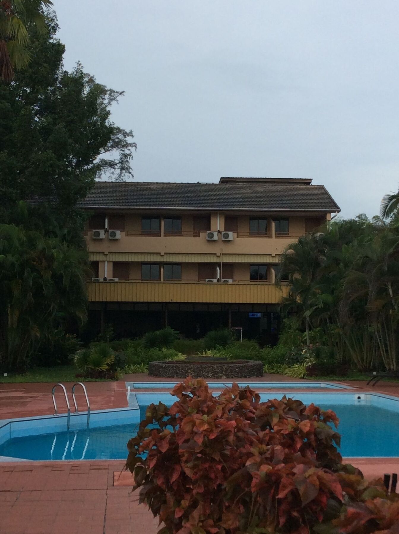 Mersing Merlin Inn Exterior photo